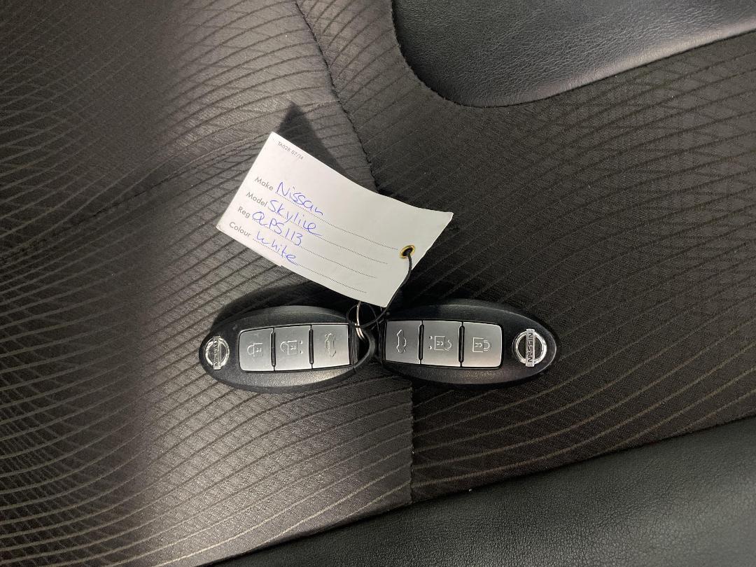 Photo '22' of Nissan Skyline