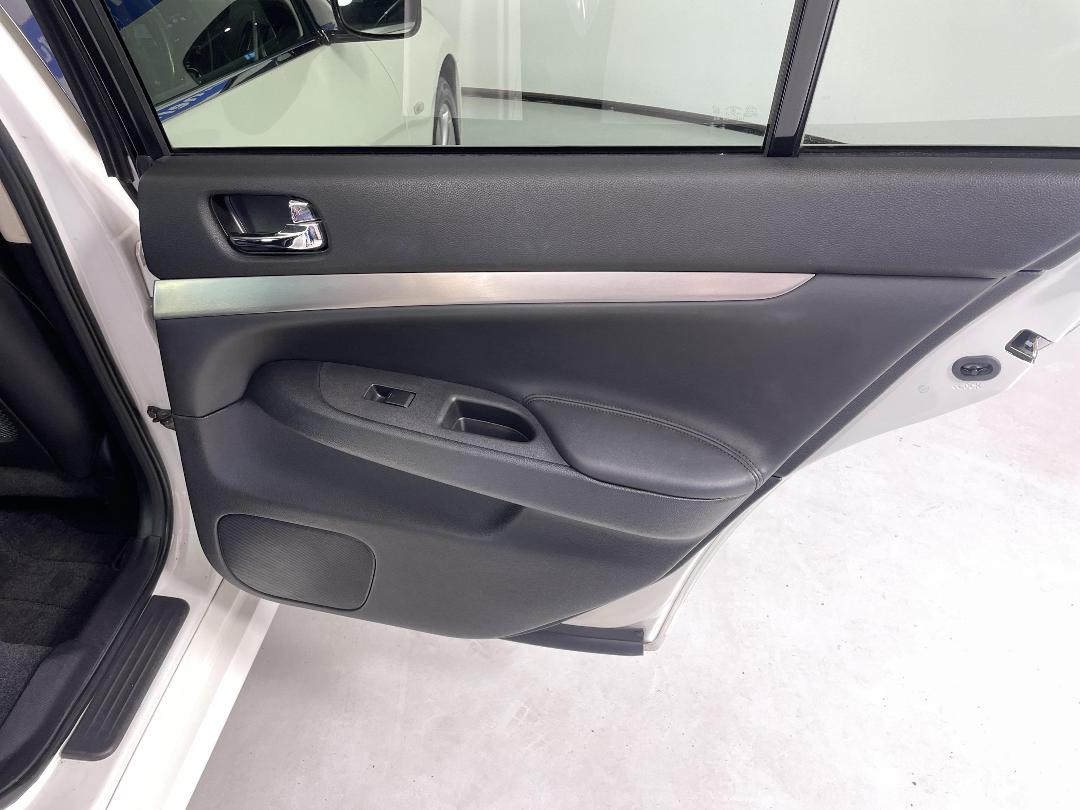 Photo '19' of Nissan Skyline