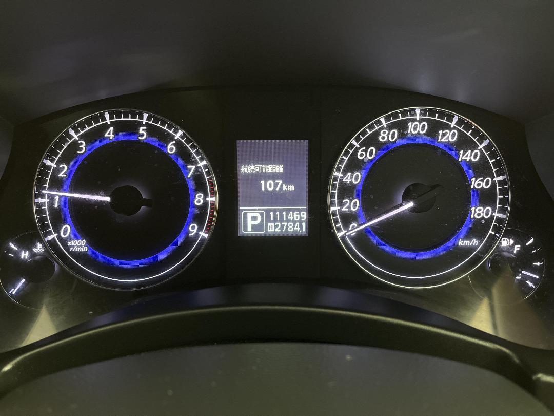 Photo '21' of Nissan Skyline