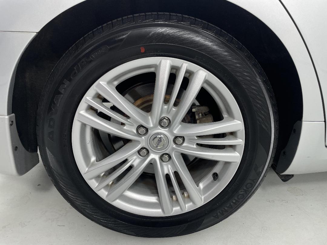 Photo '12' of Nissan Skyline Photo '12' of Nissan Skyline