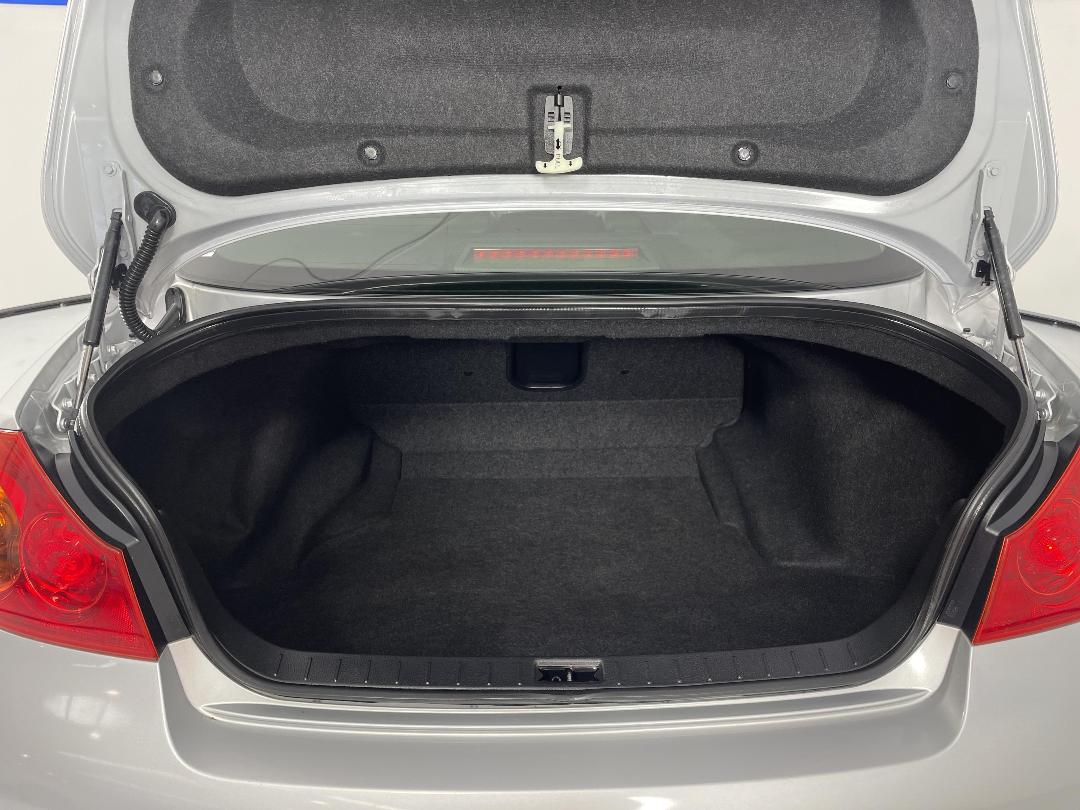 Photo '14' of Nissan Skyline Photo '14' of Nissan Skyline