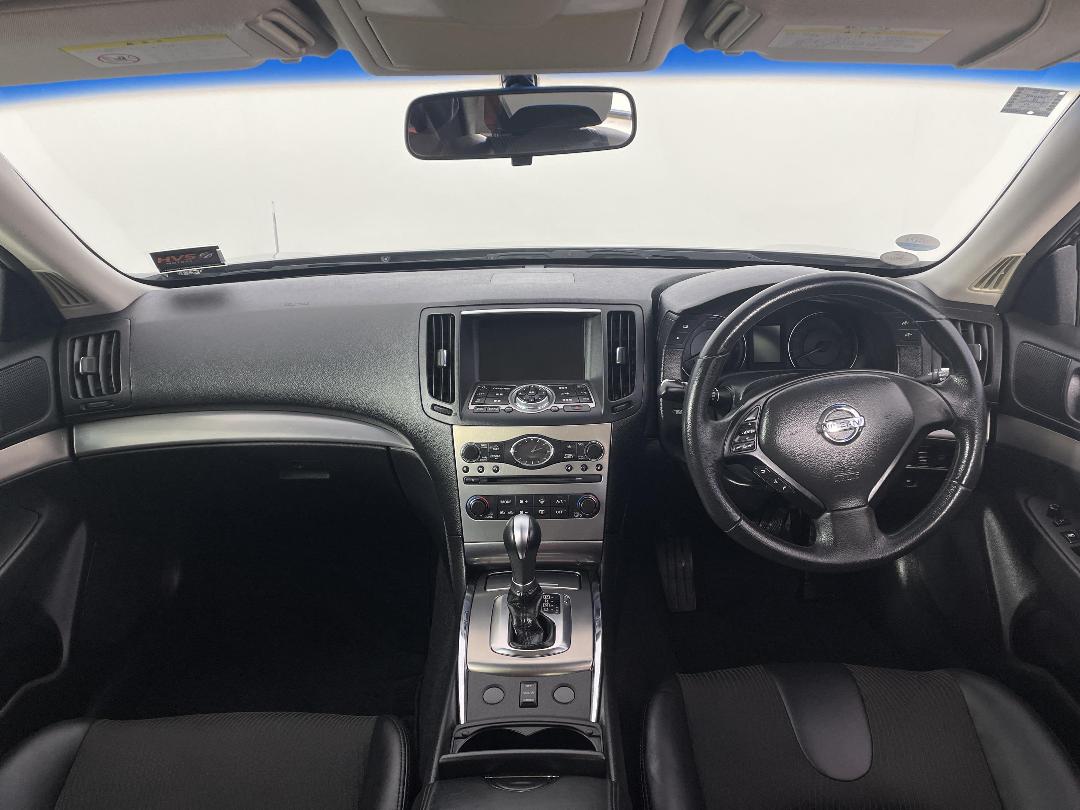 Photo '17' of Nissan Skyline Photo '17' of Nissan Skyline