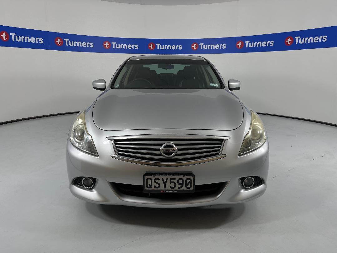 Photo '2' of Nissan Skyline