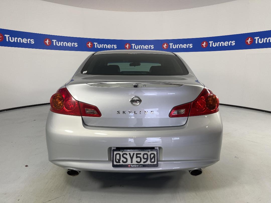 Photo '6' of Nissan Skyline