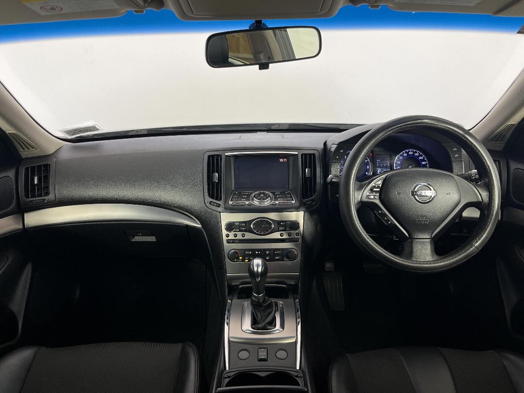 Photo '17' of Nissan Skyline