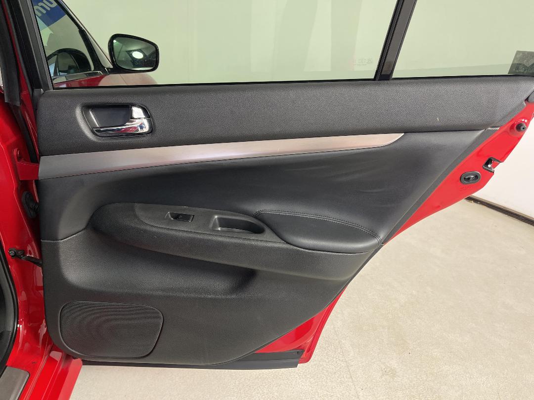 Photo '19' of Nissan Skyline