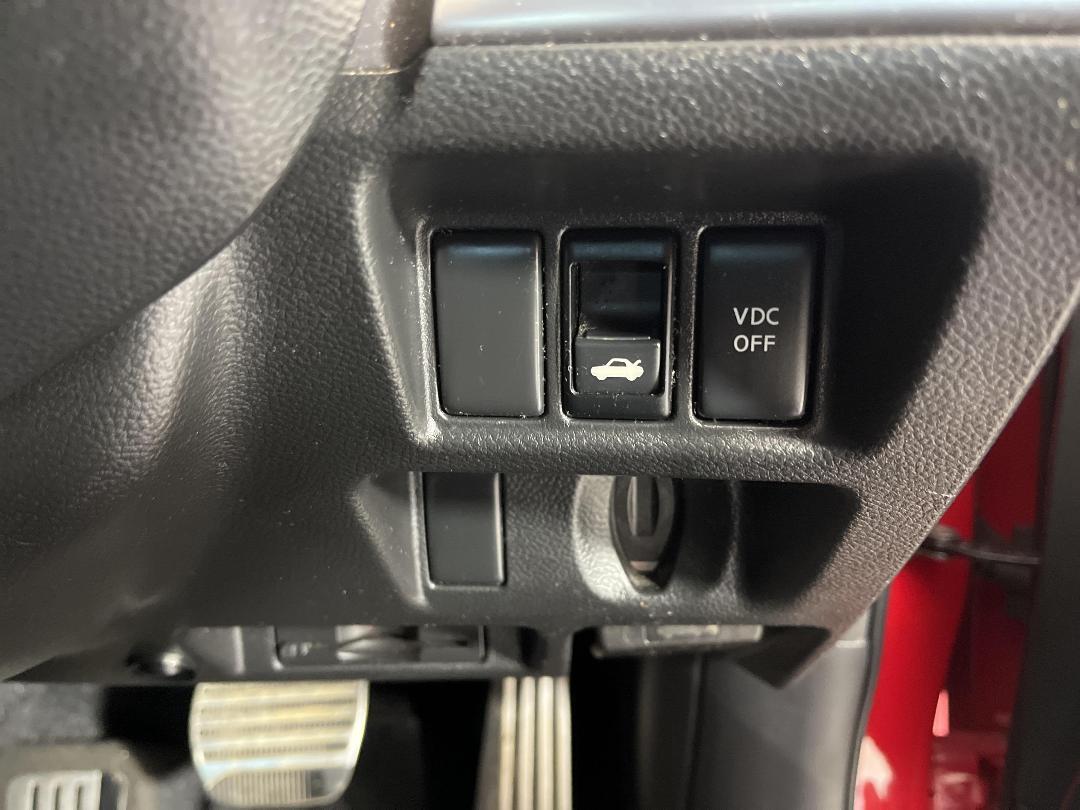 Photo '24' of Nissan Skyline