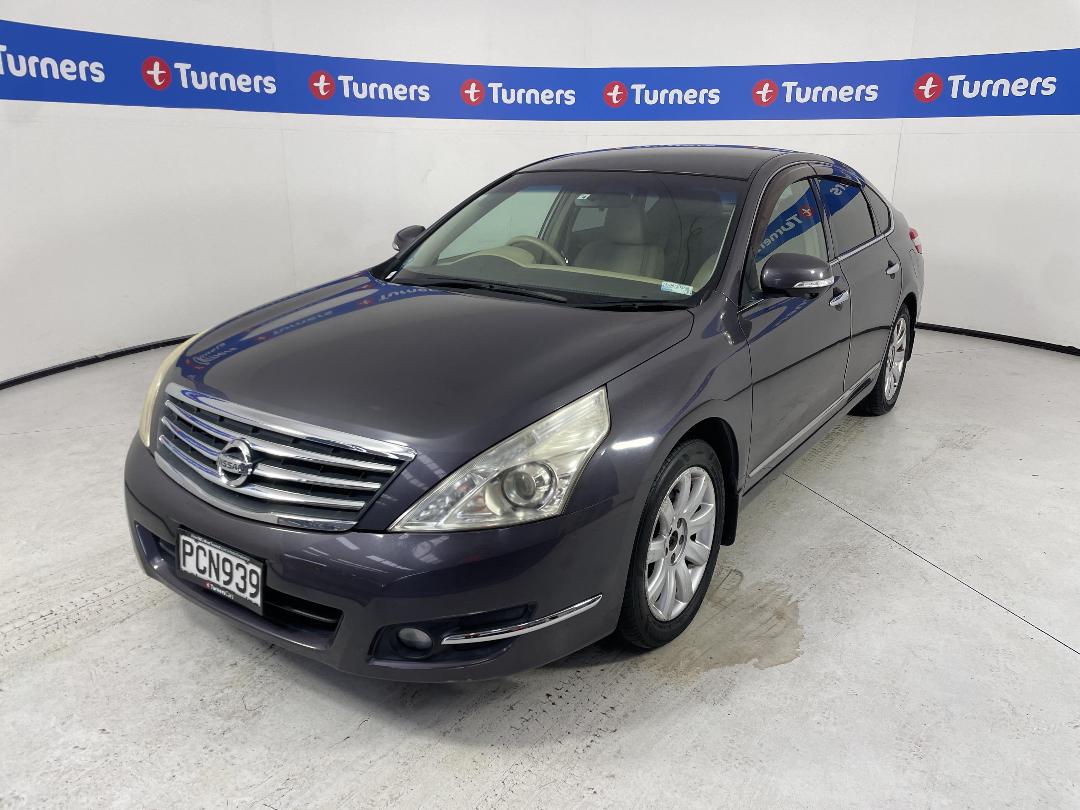 Photo '4' of Nissan Teana