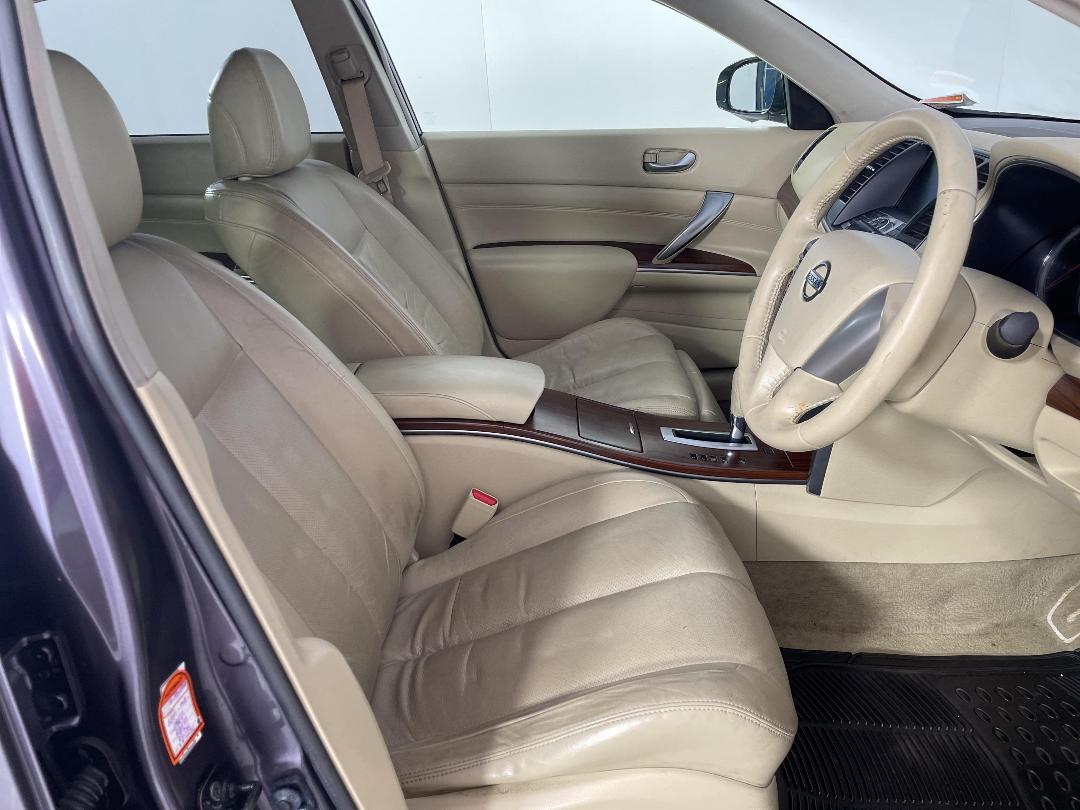 Photo '16' of Nissan Teana