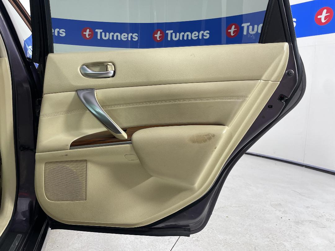 Photo '19' of Nissan Teana