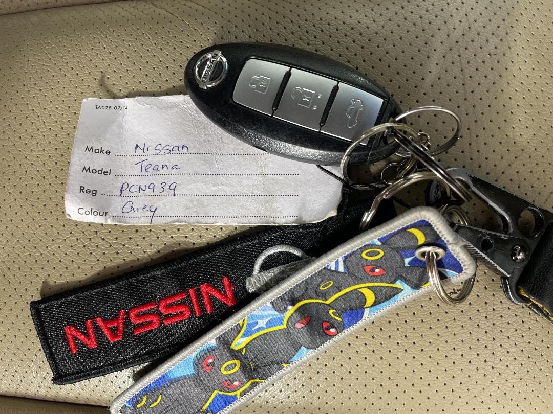 Photo '22' of Nissan Teana