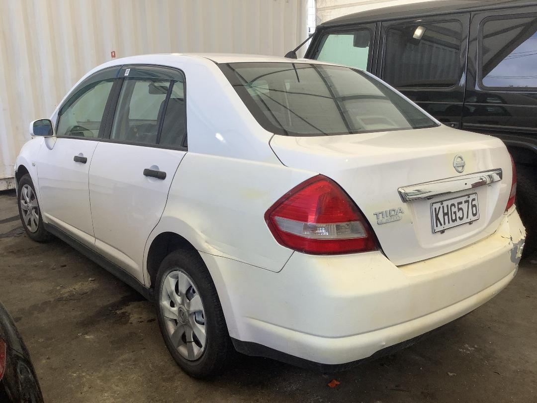 Photo '7' of Nissan Tiida Latio Photo '7' of Nissan Tiida Latio