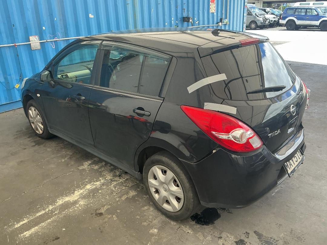 Photo '9' of Nissan Tiida Photo '9' of Nissan Tiida