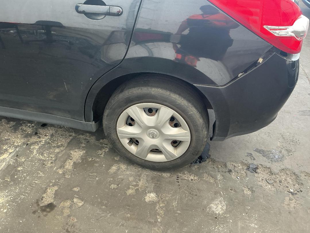 Photo '10' of Nissan Tiida Photo '10' of Nissan Tiida