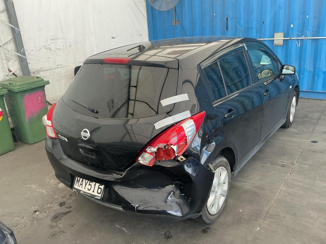 Photo '12' of Nissan Tiida Photo '12' of Nissan Tiida