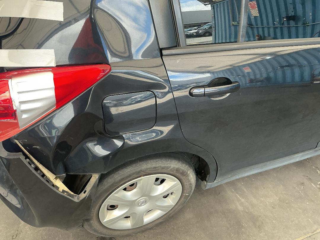 Photo '15' of Nissan Tiida Photo '15' of Nissan Tiida