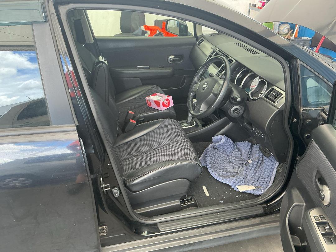 Photo '20' of Nissan Tiida Photo '20' of Nissan Tiida