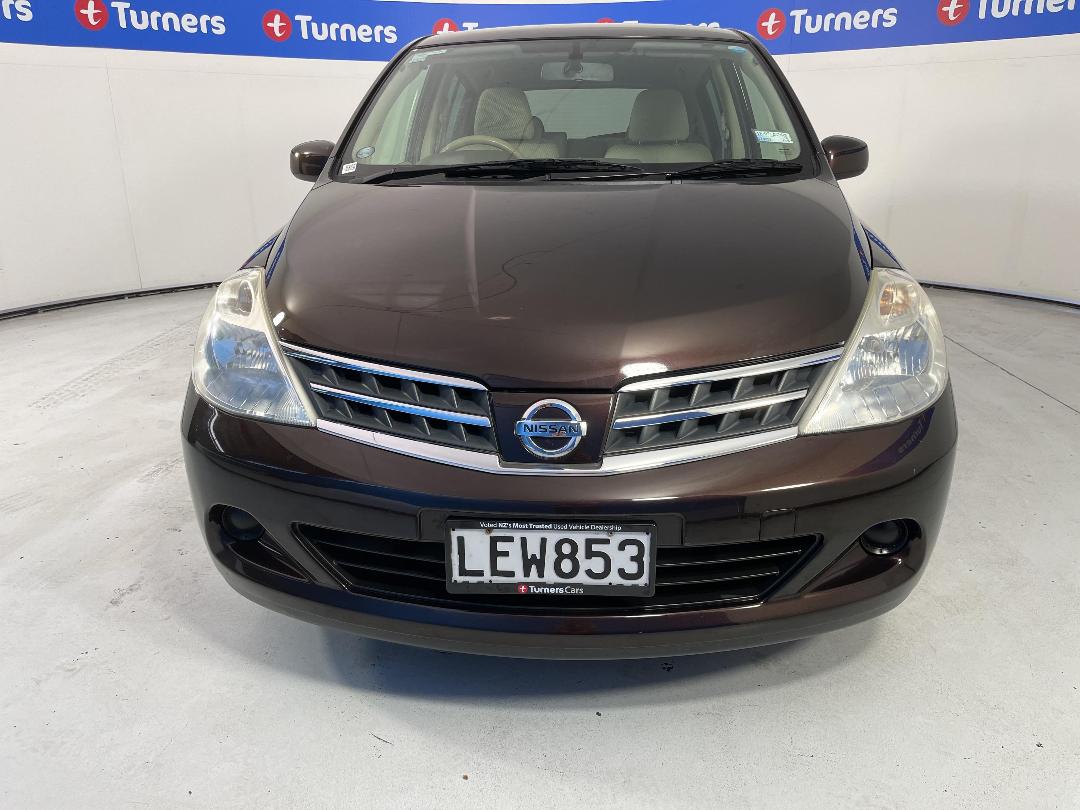 Photo '2' of Nissan Tiida