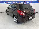 Thumbnail '5' of Nissan Tiida