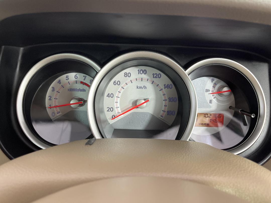 Photo '21' of Nissan Tiida