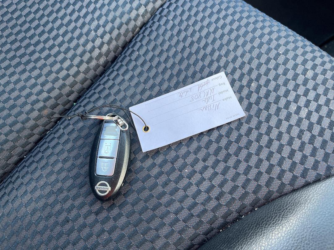 Photo '11' of Nissan Tiida