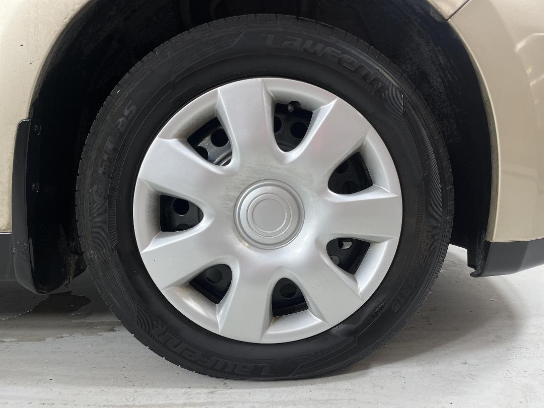 Photo '9' of Nissan Tiida