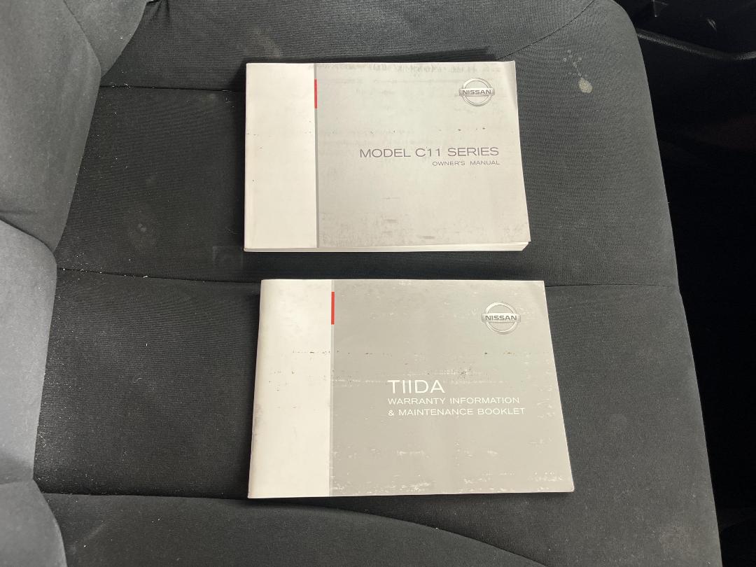 Photo '24' of Nissan Tiida