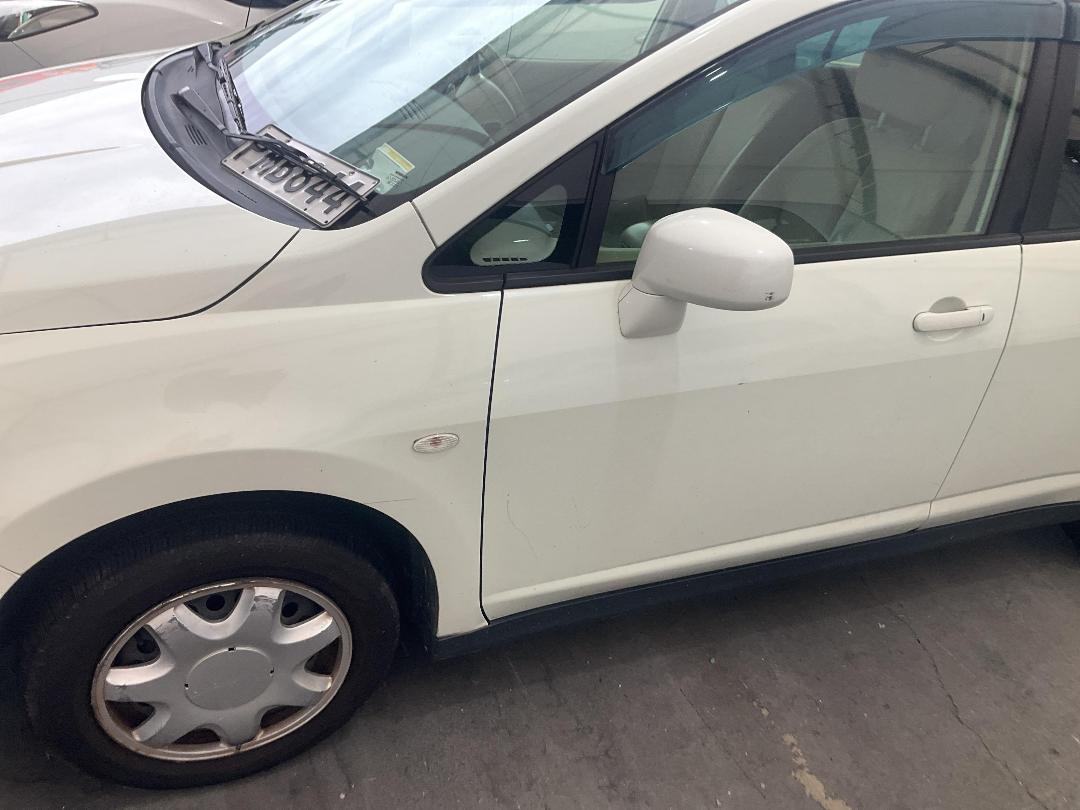 Photo '8' of Nissan Tiida Photo '8' of Nissan Tiida