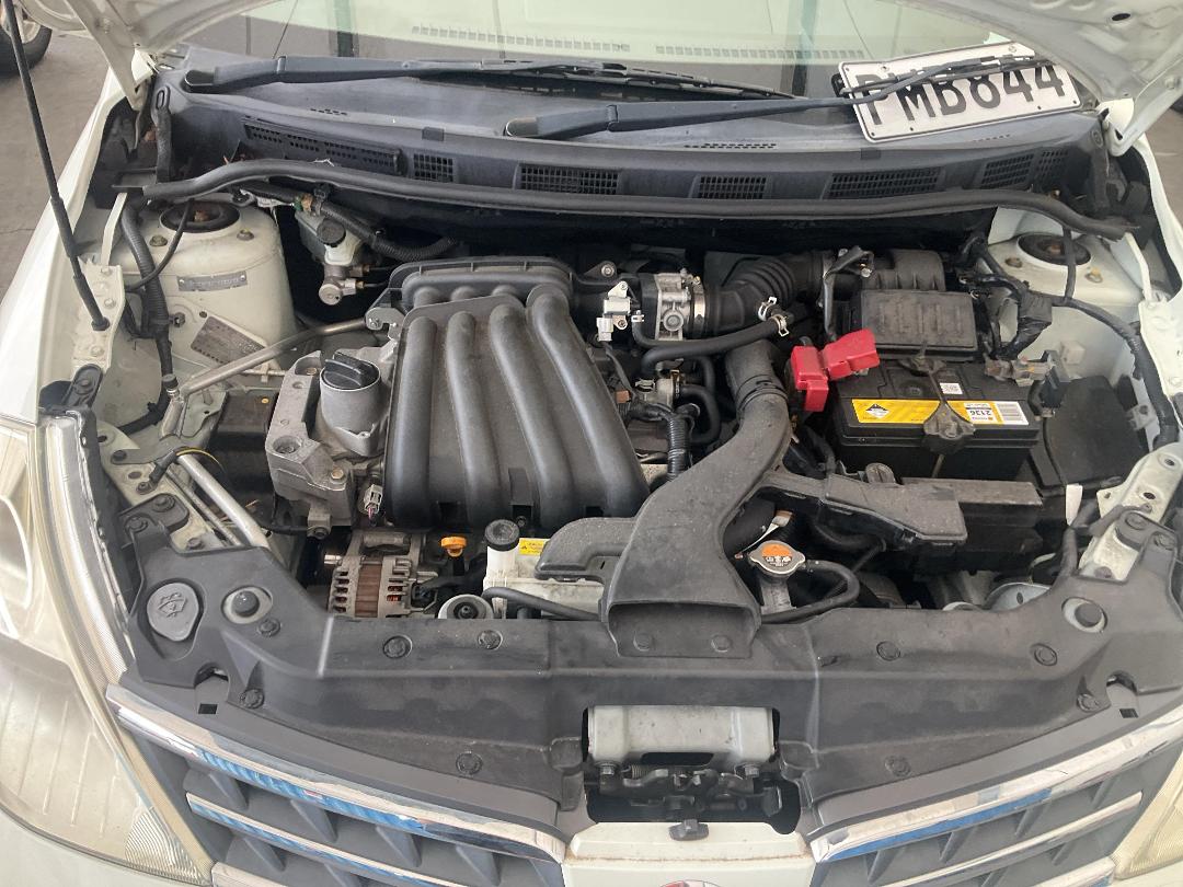 Photo '17' of Nissan Tiida Photo '17' of Nissan Tiida