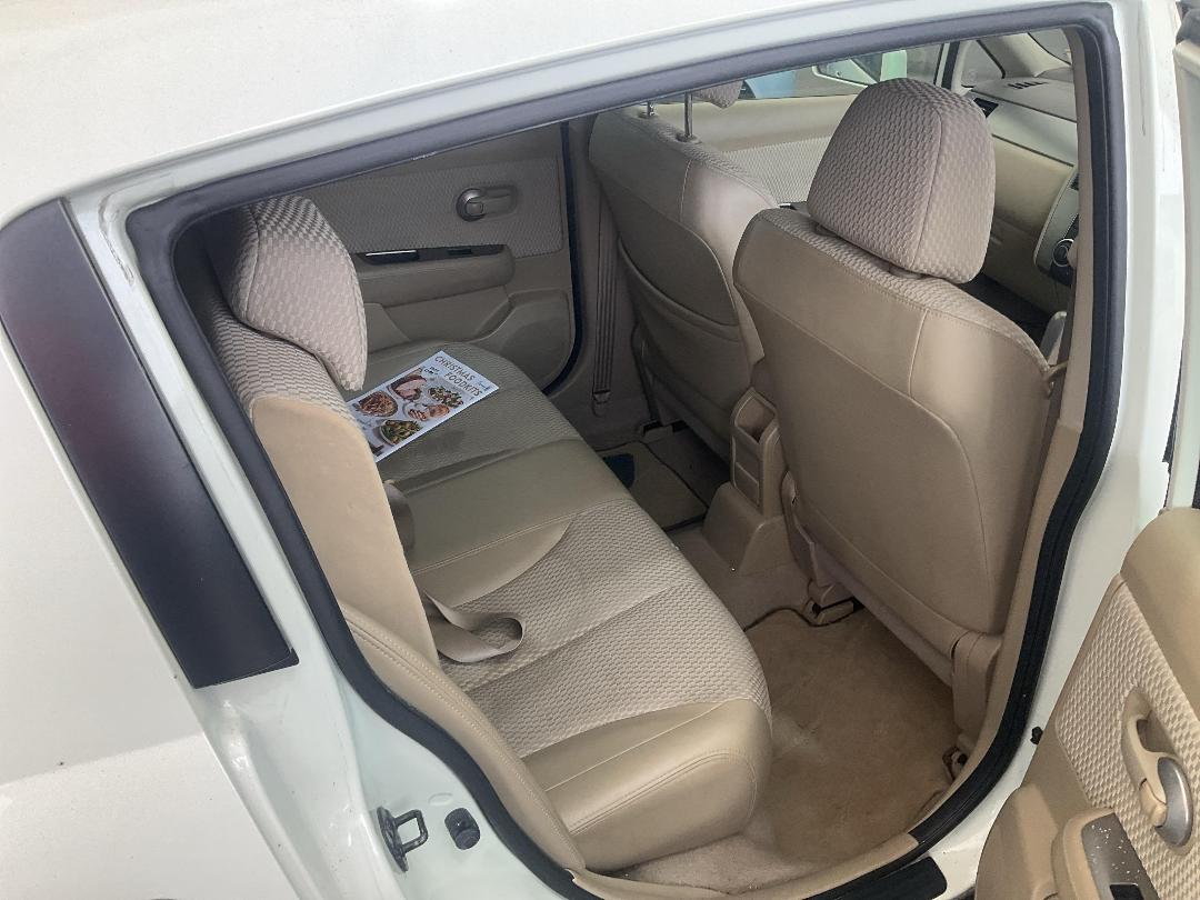 Photo '22' of Nissan Tiida Photo '22' of Nissan Tiida