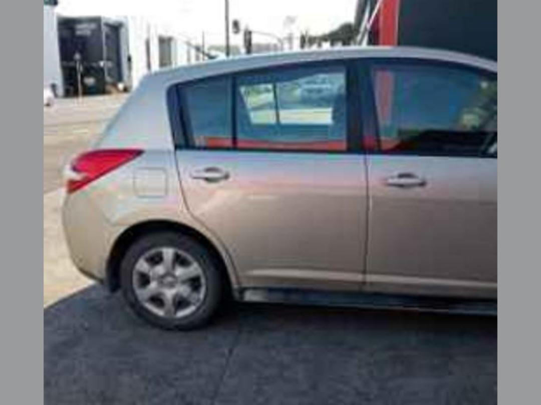 Photo '7' of Nissan Tiida ST
