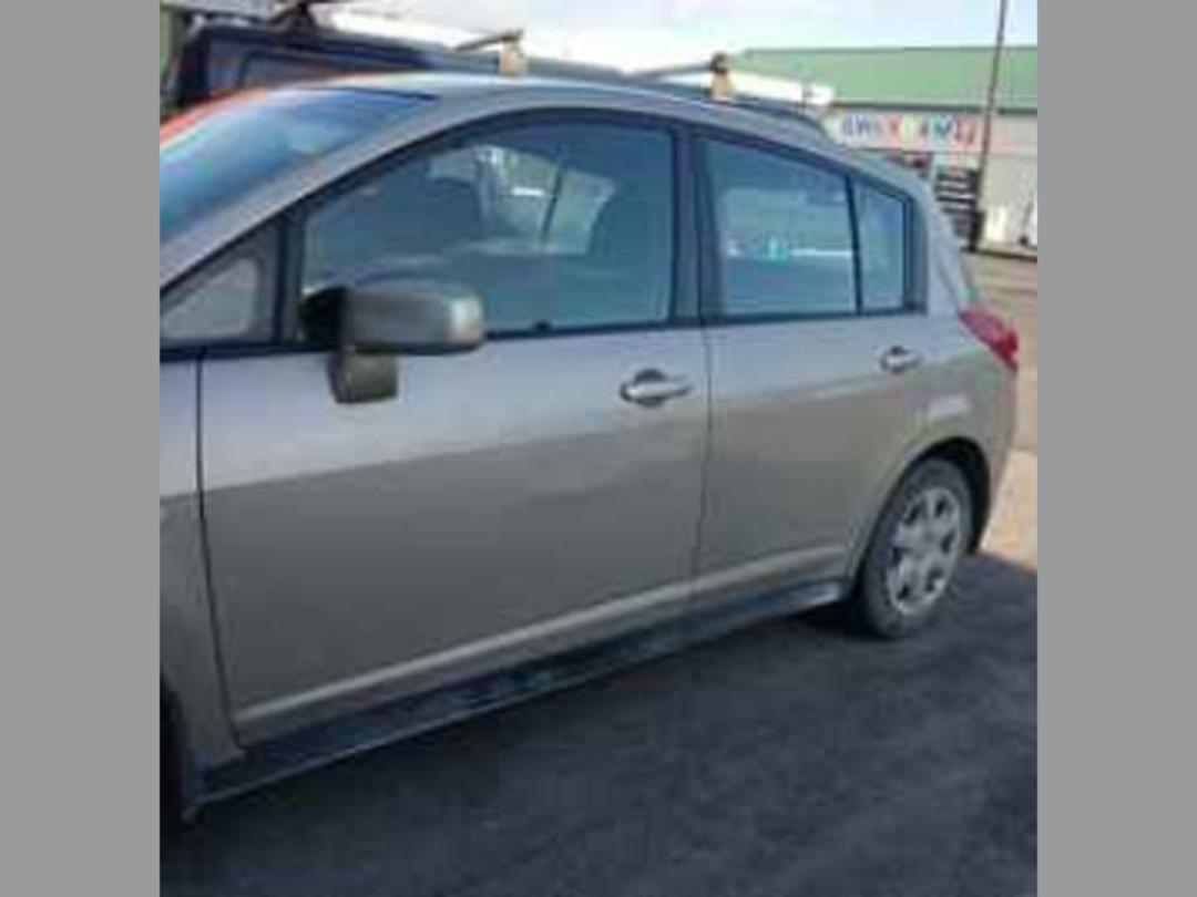 Photo '16' of Nissan Tiida ST