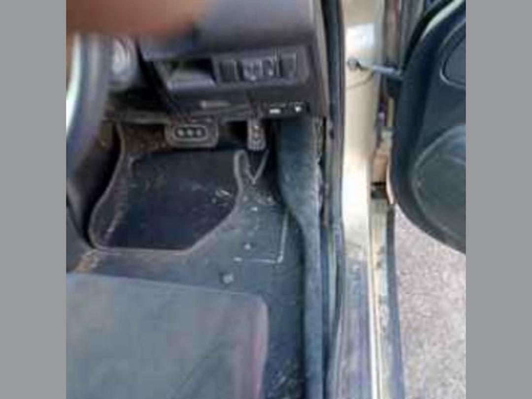 Photo '24' of Nissan Tiida ST