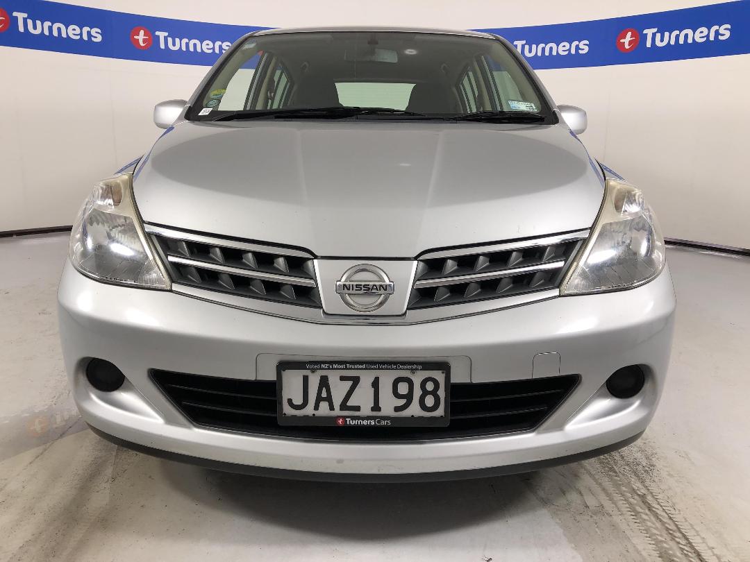 Photo '2' of Nissan Tiida Photo '2' of Nissan Tiida