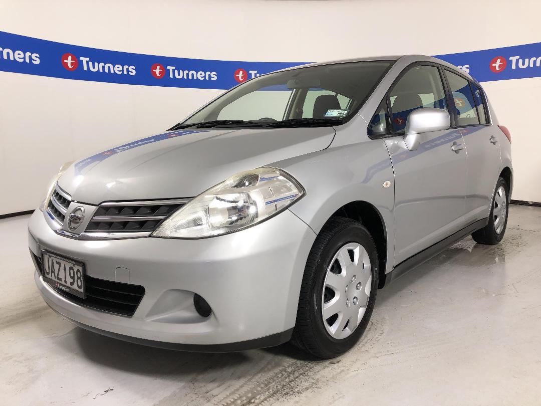 Photo '4' of Nissan Tiida Photo '4' of Nissan Tiida