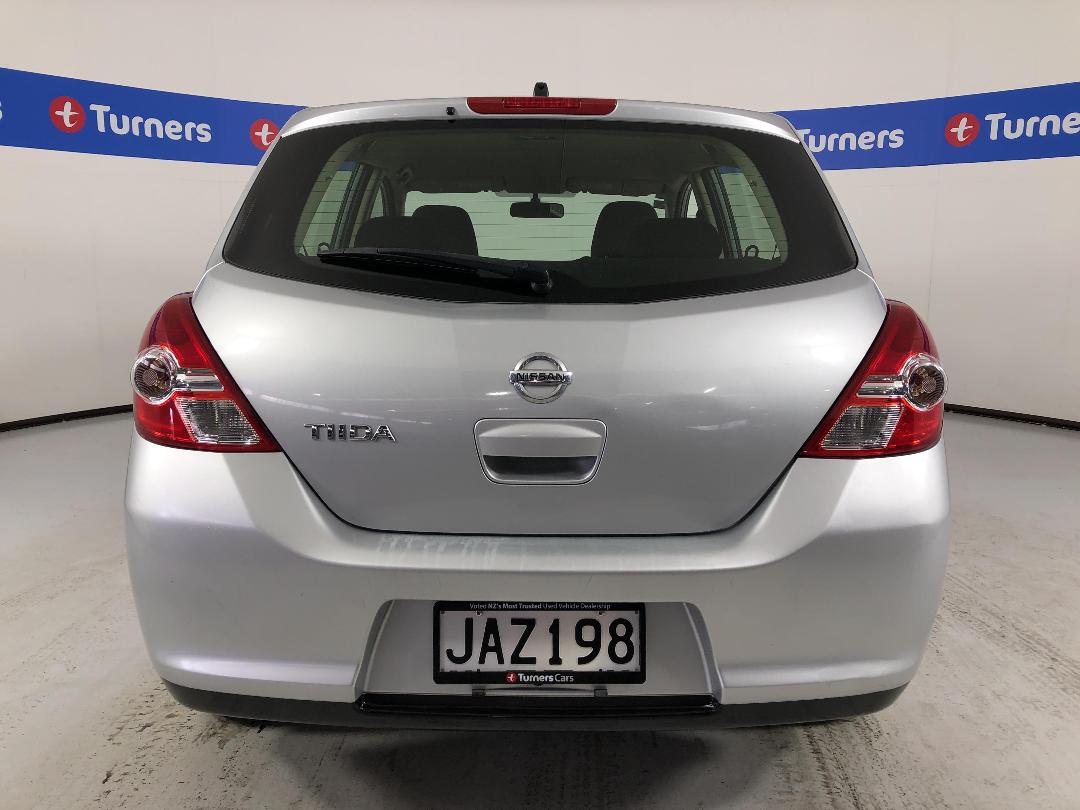 Photo '6' of Nissan Tiida Photo '6' of Nissan Tiida