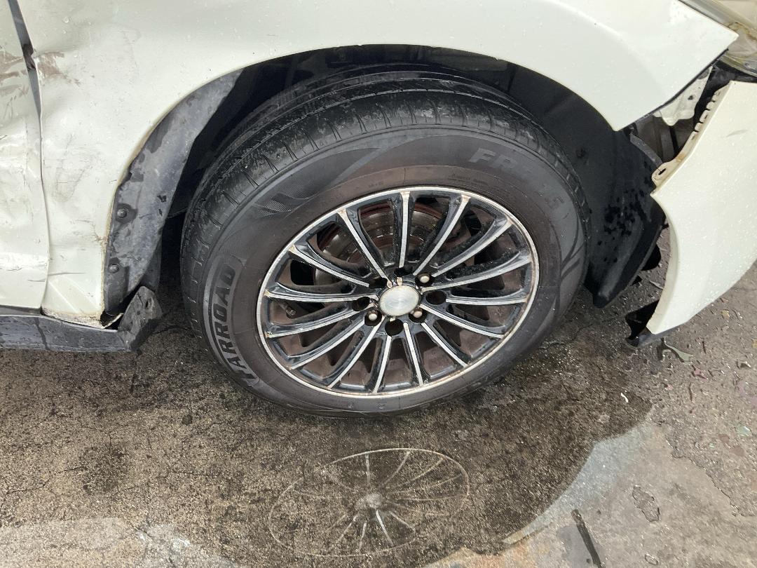 Photo '8' of Nissan Tiida