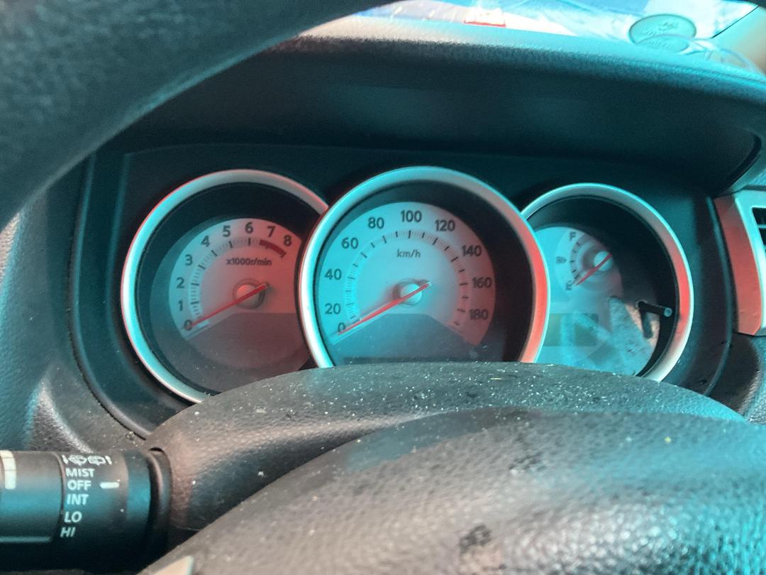 Photo '19' of Nissan Tiida