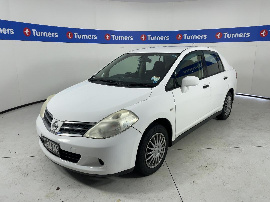 Photo '4' of Nissan Tiida