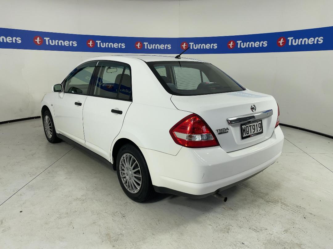 Photo '5' of Nissan Tiida