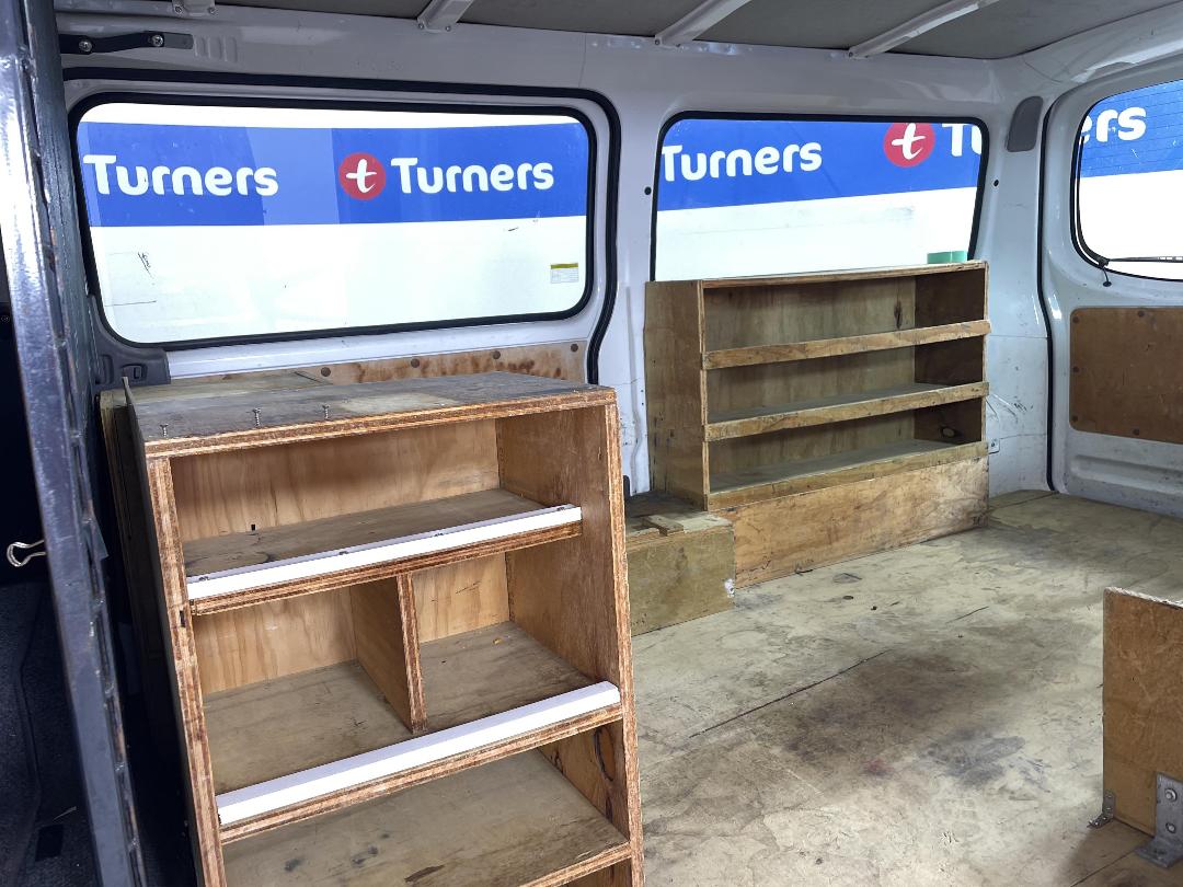 Photo '19' of Nissan Urvan Photo '19' of Nissan Urvan