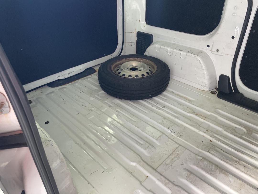 Photo '20' of Nissan Vanette