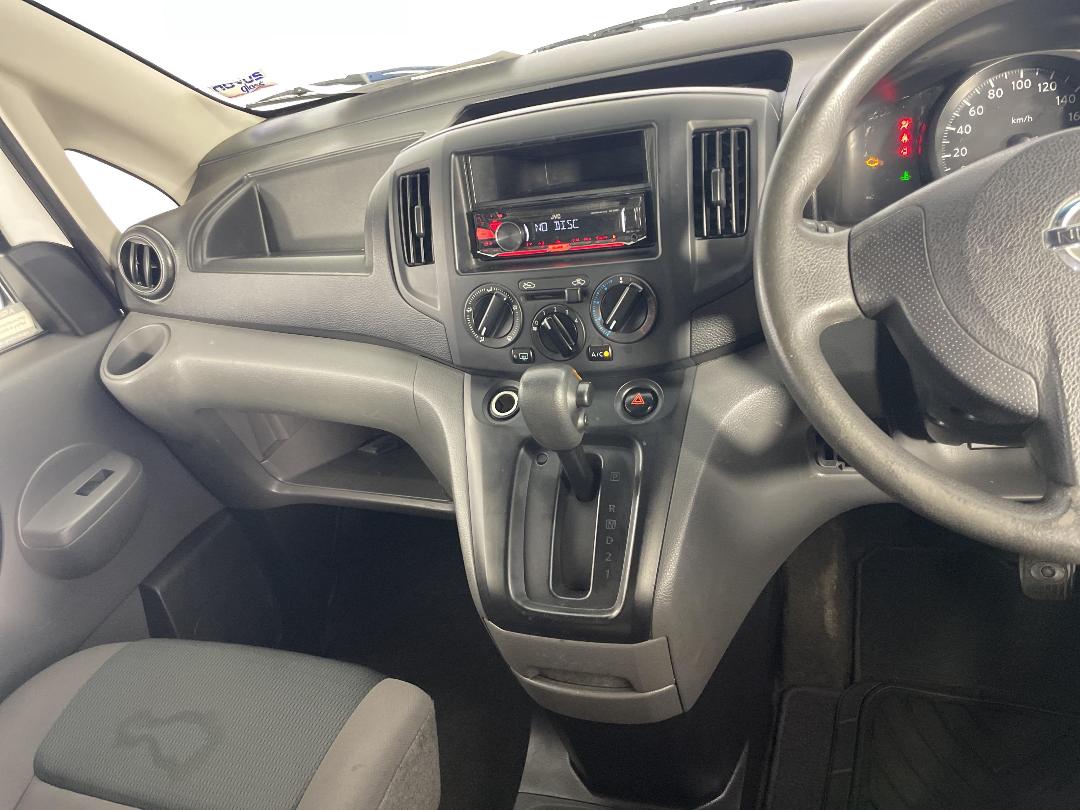 Photo '18' of Nissan Vanette