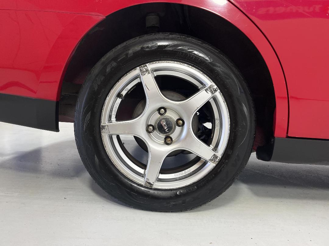 Photo '12' of Nissan Wingroad Photo '12' of Nissan Wingroad