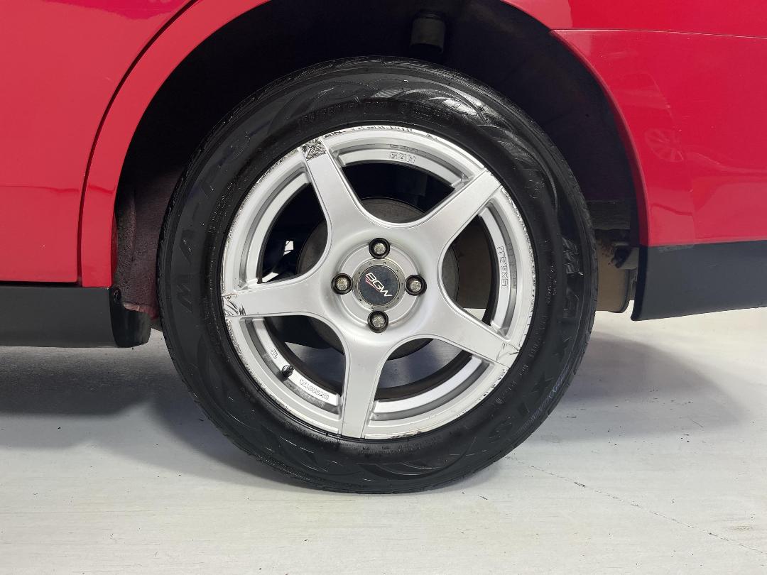 Photo '11' of Nissan Wingroad Photo '11' of Nissan Wingroad