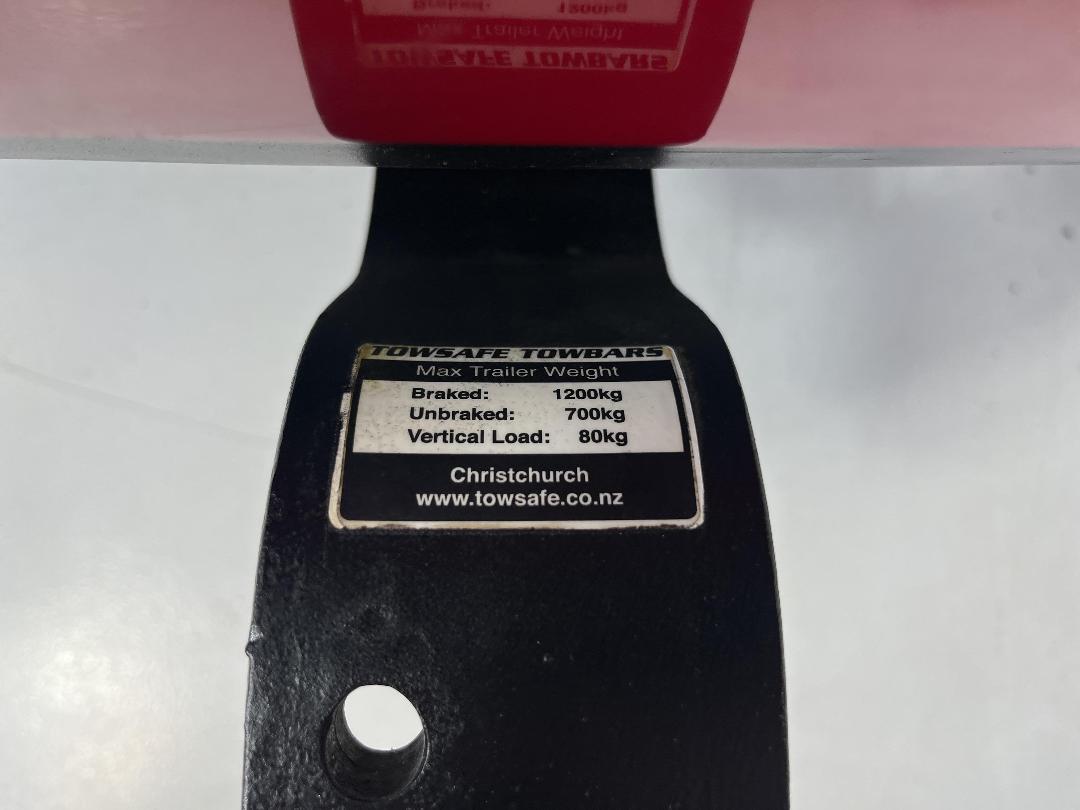 Photo '25' of Nissan Wingroad Photo '25' of Nissan Wingroad