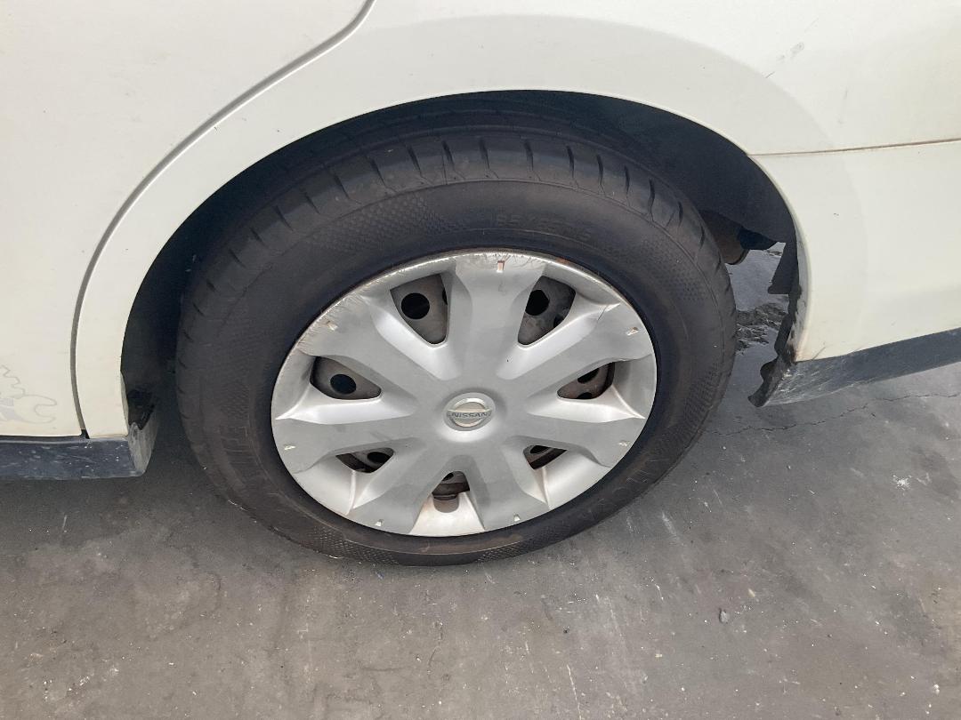 Photo '6' of Nissan Wingroad