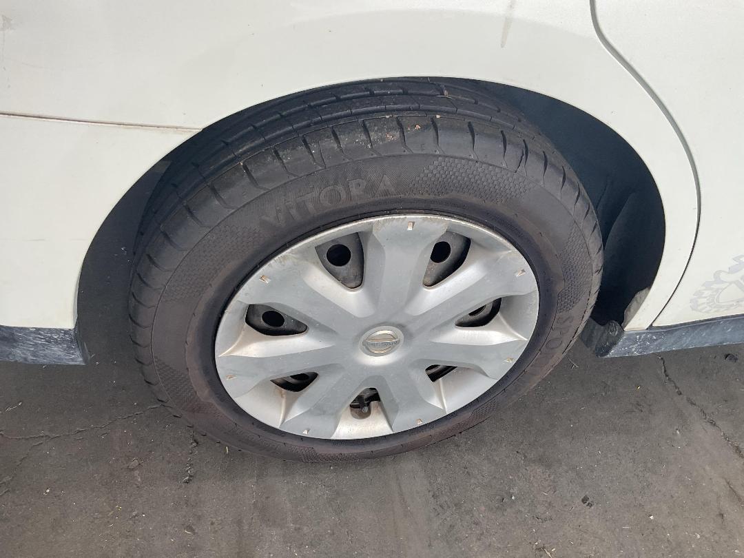 Photo '11' of Nissan Wingroad