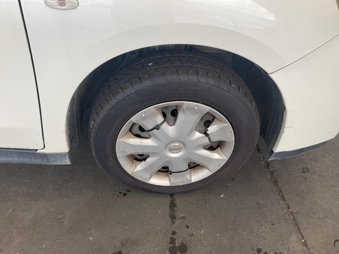 Photo '17' of Nissan Wingroad