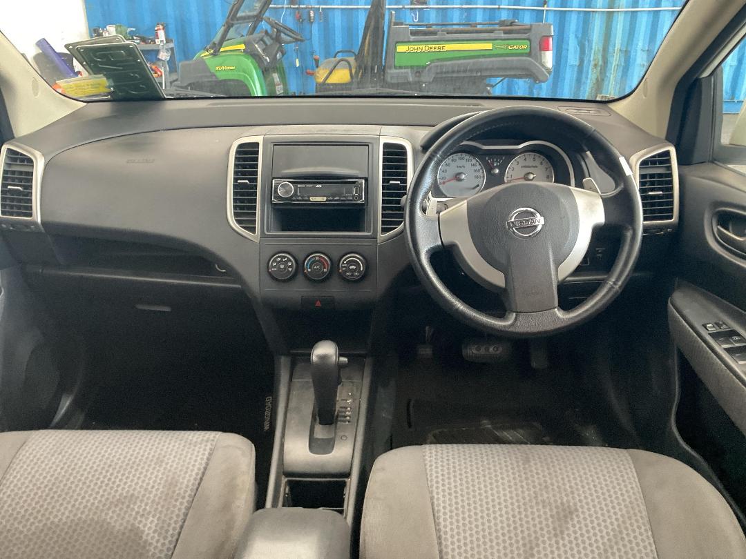 Photo '14' of Nissan Wingroad